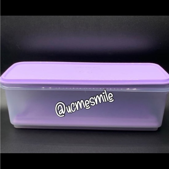 Tupperware Large Celery / Produce / Bread Keeper - Picture 2 of 6